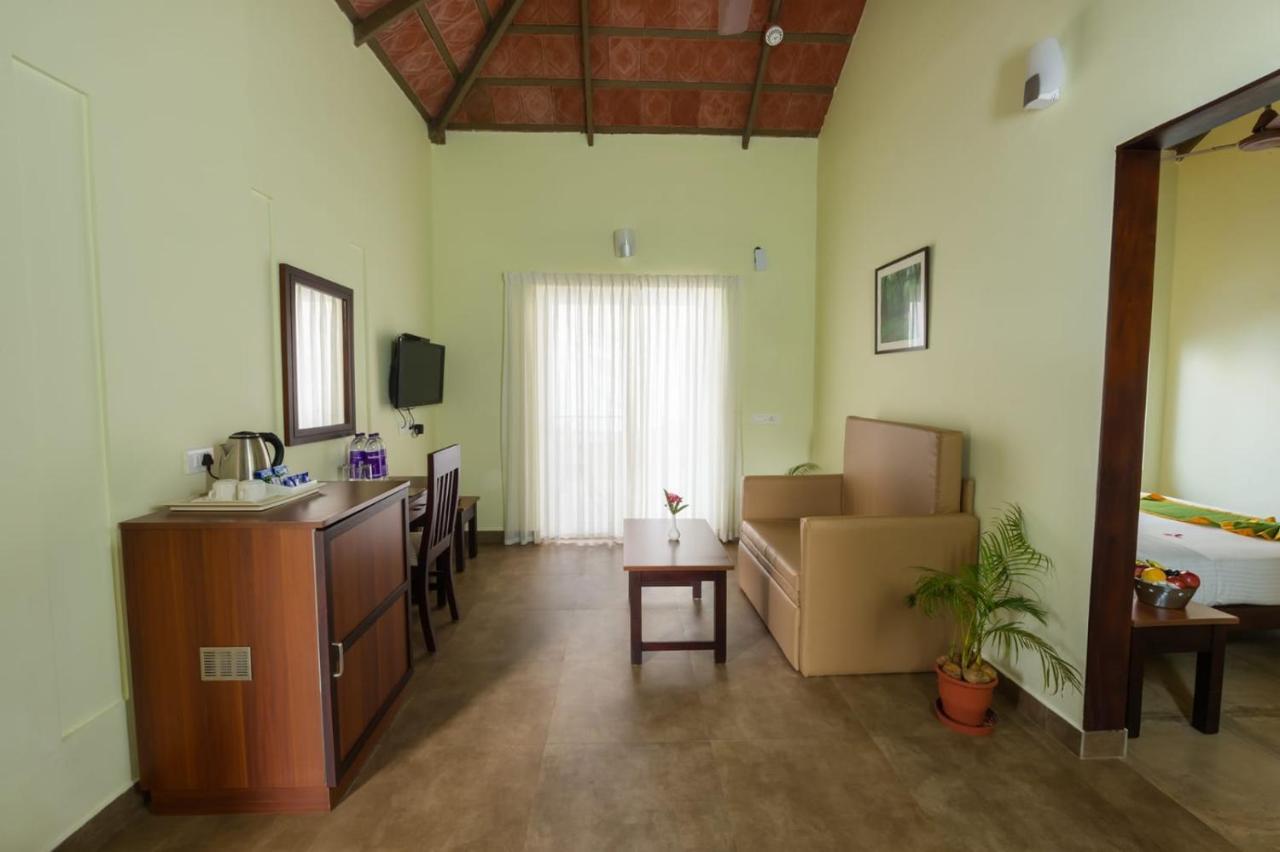 Hotel Abad Brookside Wayanad Vythiri Exterior foto
