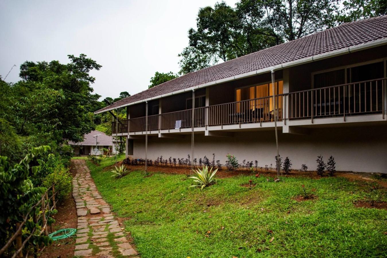 Hotel Abad Brookside Wayanad Vythiri Exterior foto