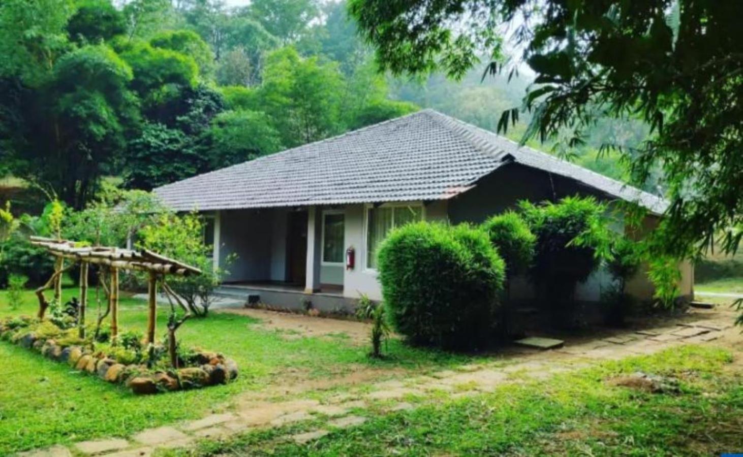 Hotel Abad Brookside Wayanad Vythiri Exterior foto