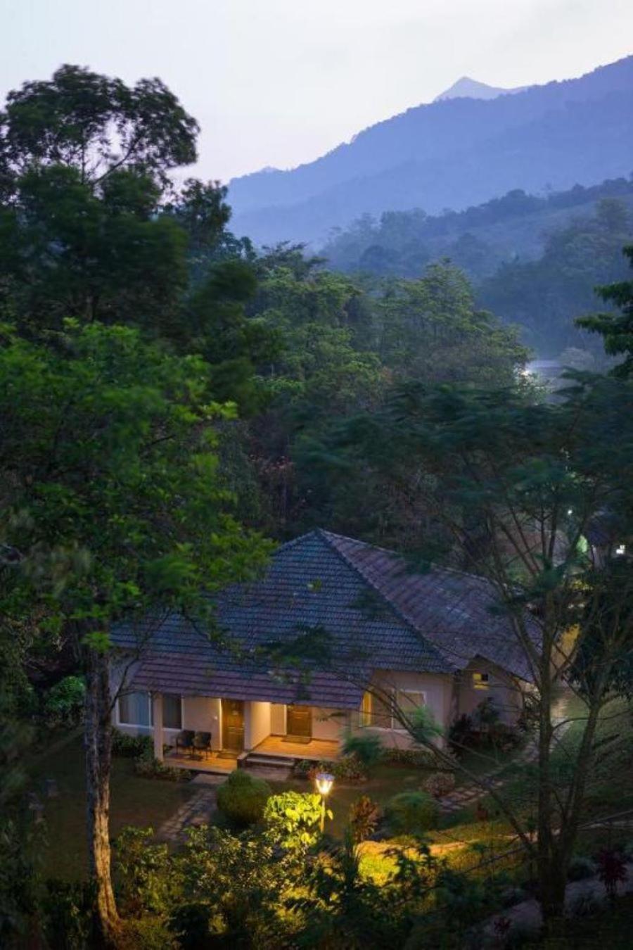 Hotel Abad Brookside Wayanad Vythiri Exterior foto