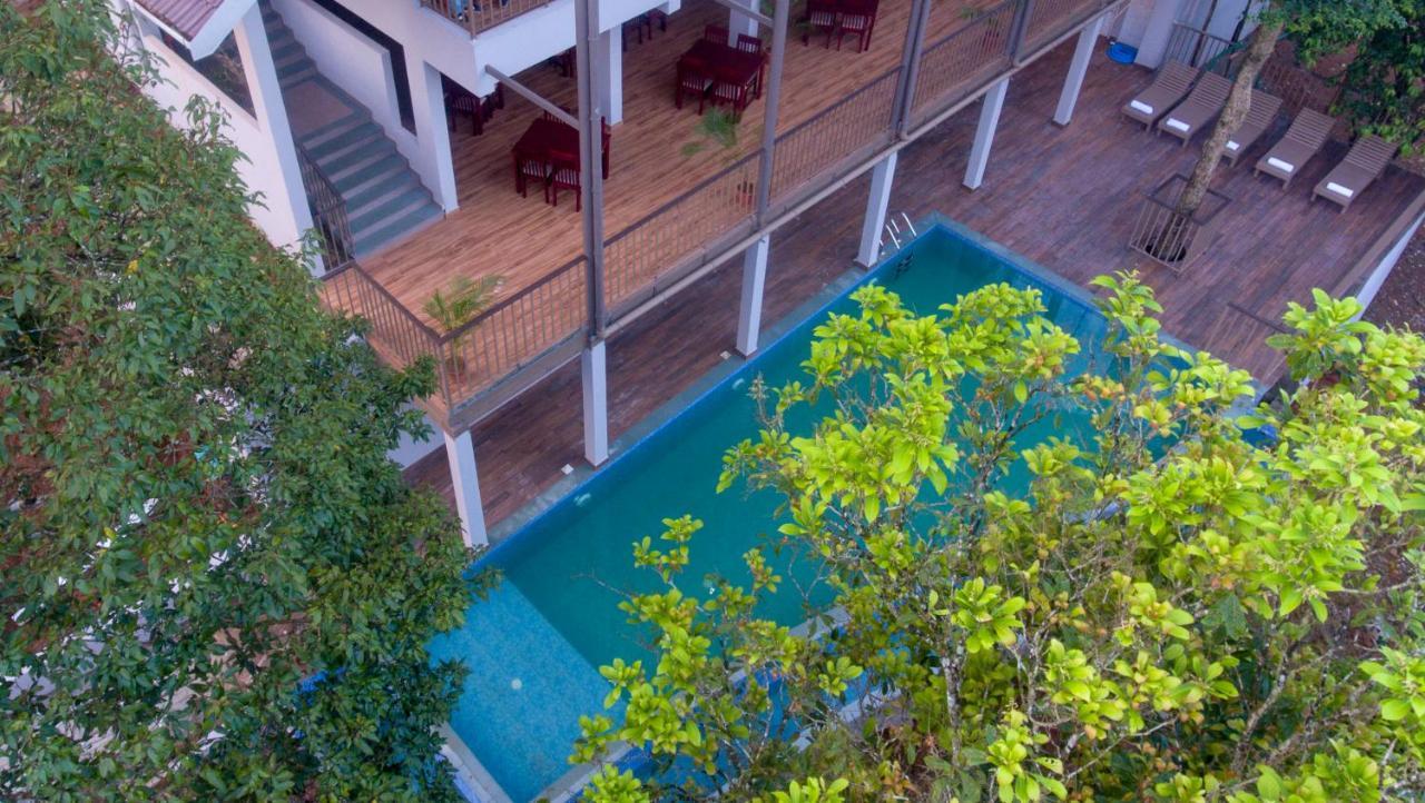 Hotel Abad Brookside Wayanad Vythiri Exterior foto