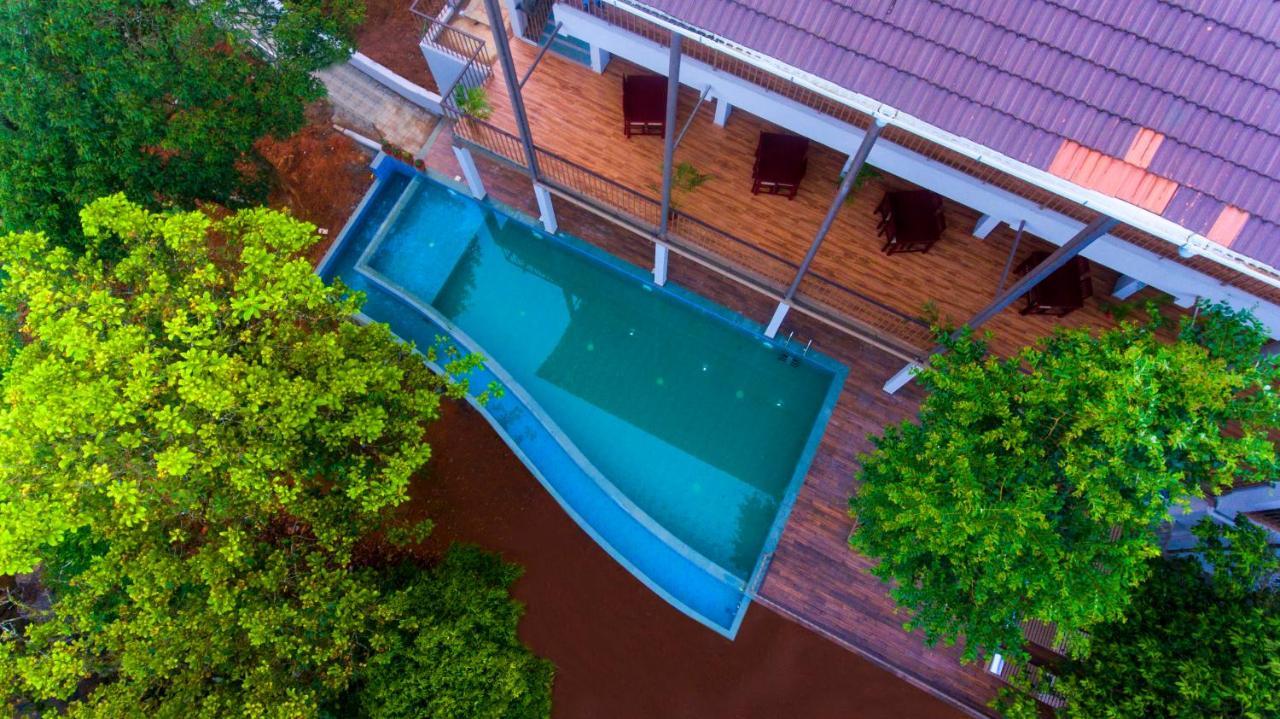 Hotel Abad Brookside Wayanad Vythiri Exterior foto