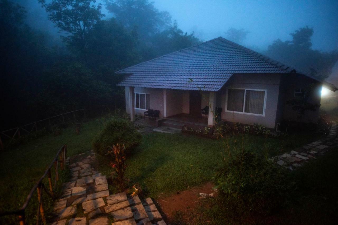 Hotel Abad Brookside Wayanad Vythiri Exterior foto